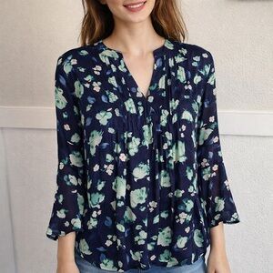 Style & Co. Navy Floral Blouse – Flowy Pleated Front Tunic Top, Size M